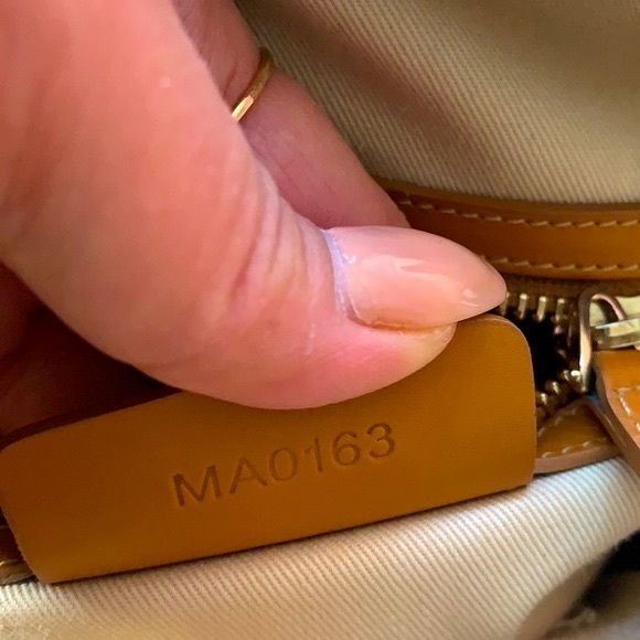 Givenchy Nightingale Palma Handbag - Picture 7 of 16